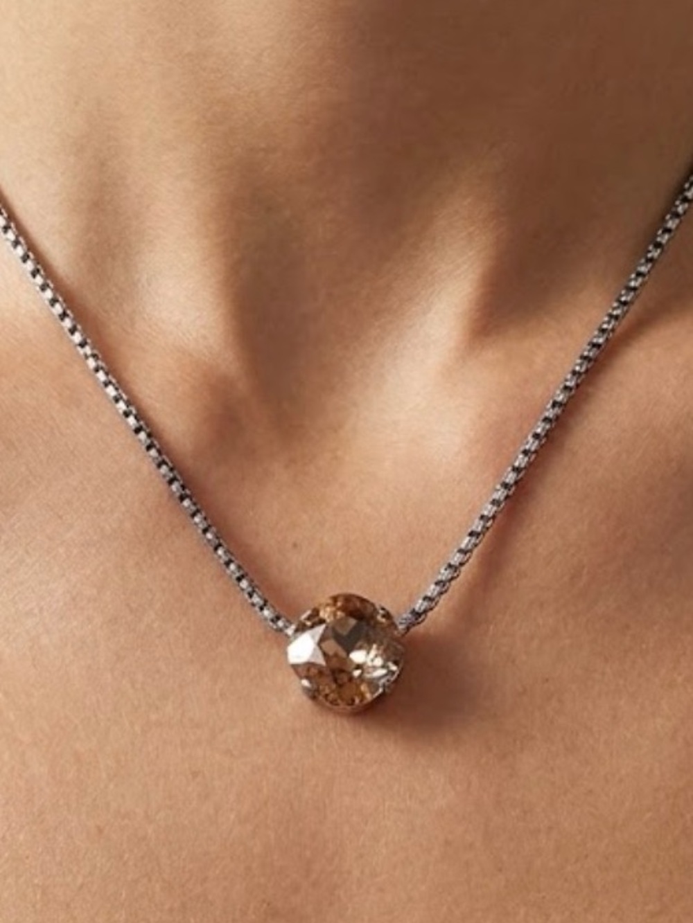 Sabika Single Stone Pendant Choker Necklace